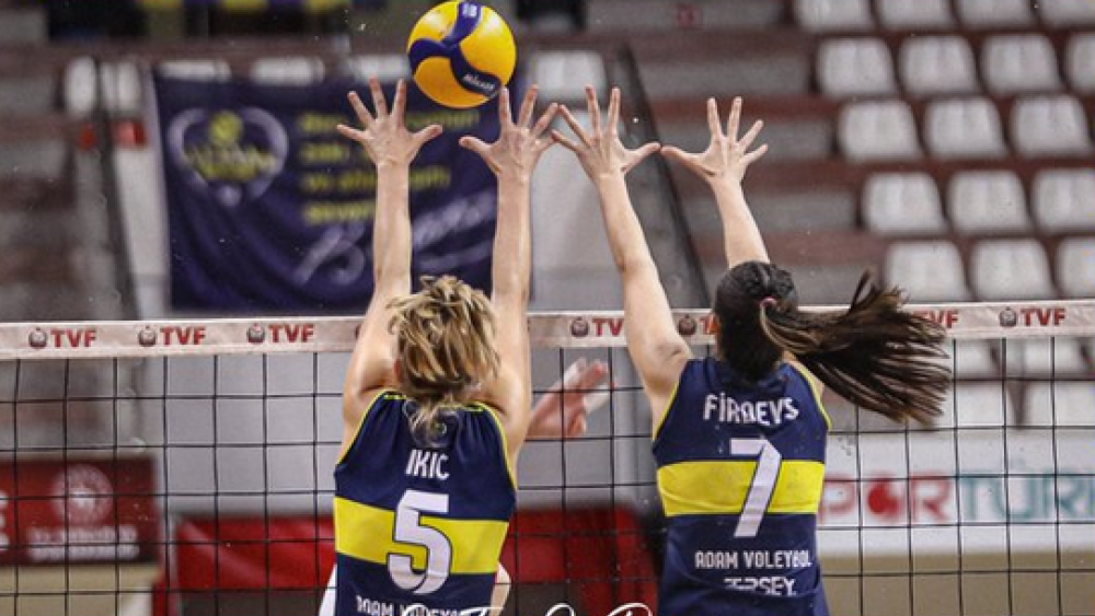 Voleybolun lideri Adam Voleybol, kazanmaya devam ediyor